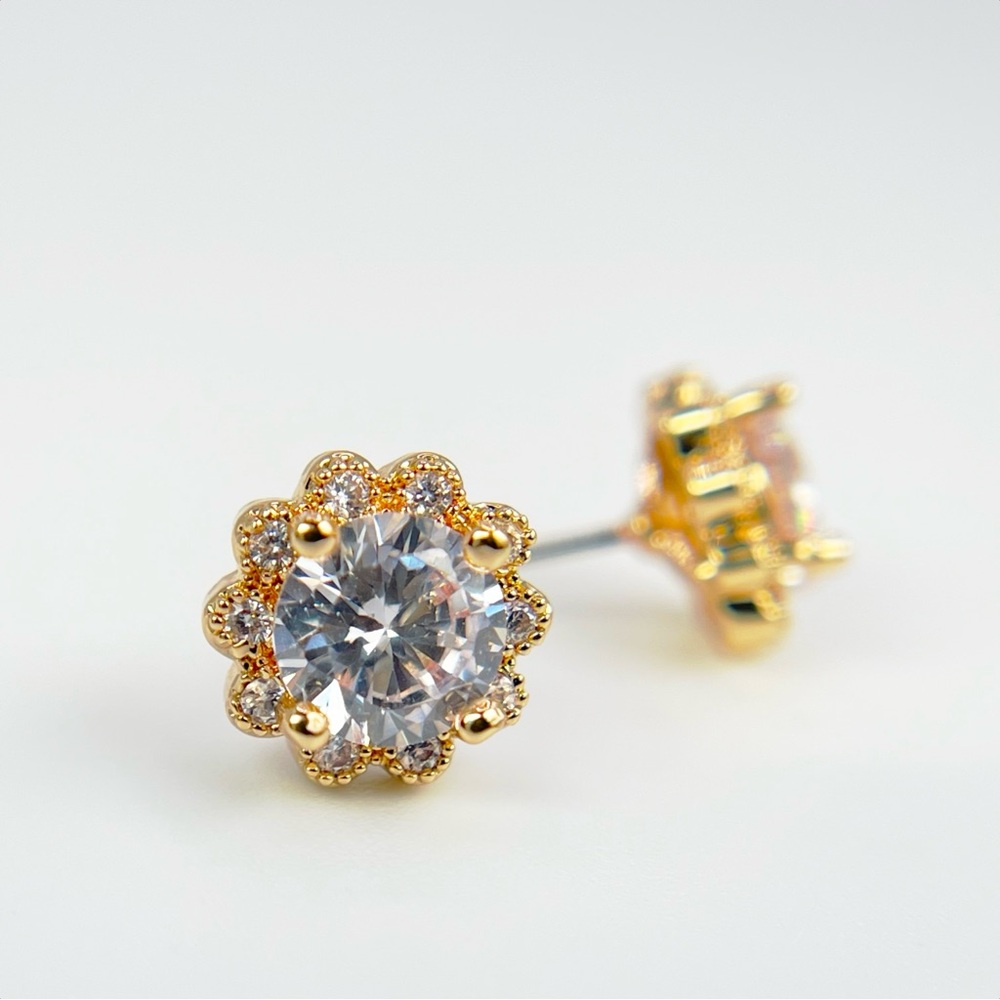 Swarovski Crystal Flower Halo Stud Earrings - Picture 7 of 9